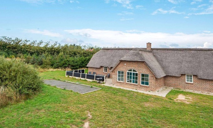 Sundhuse House | 16 person holiday home in Ulfborg