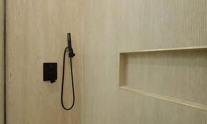 Ukrainian Village Apartment | 19-4D 2BR 1Bath Luxury Apt East Village