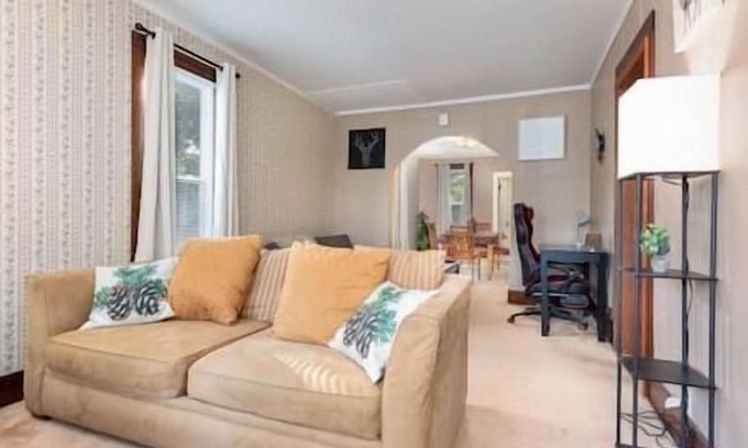 DeKalb Apartment | 1BR+Office Apt Near NIU & Downtown Dekalb