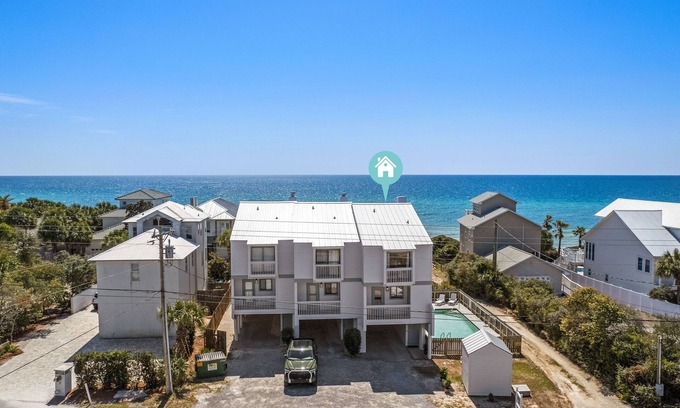 Seacrest House | 2/2.5 Townhouse/Private Beach/2 Kings!/Gulf Views/Complete renovation! 2 bikes!