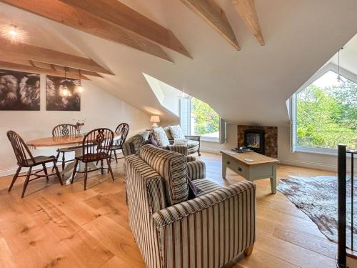 Lund House | 2 Bed in Beverley 88422