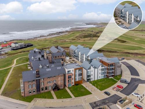 Porthcawl Apartment | 2 Bed in Rest Bay 89696