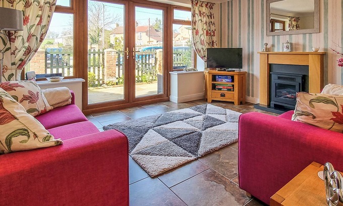 Eleighwater Cottage | 2 bedroom accommodation in Horton