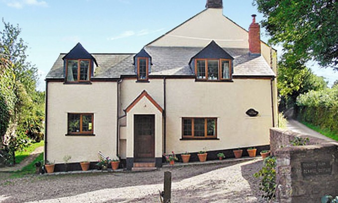 Chipstable Cottage | 2 bedroom accommodation in Chipstable, near Taunton