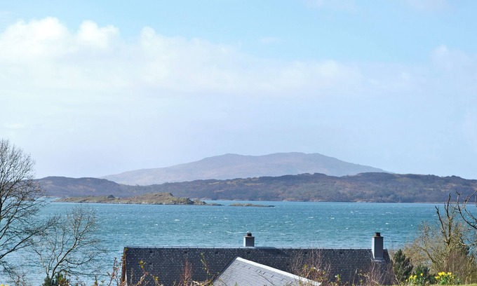 Arduaine Cottage | 2 bedroom accommodation in Arduaine, near Oban