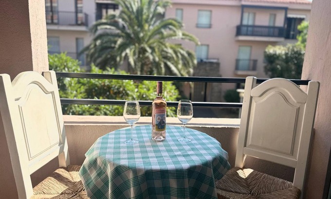 Collioure Apartment | 2-bedroom apartment in Collioure with terrace and parking