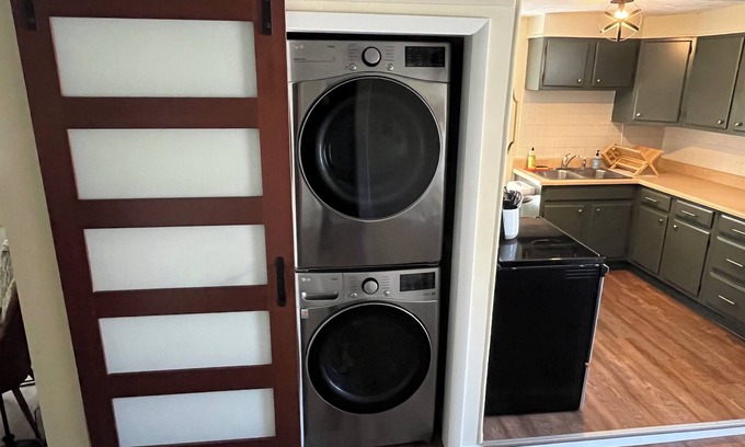 Lexington Apartment | 2-bedroom apartment with modern appeal in Lex! Mid Ohio close by!