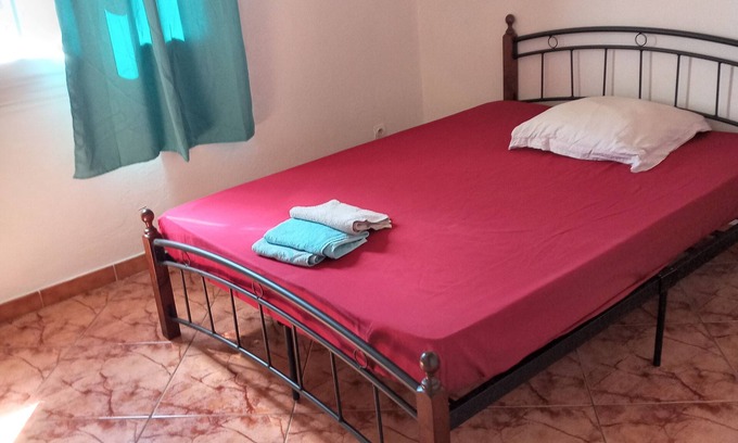 Sainte-Suzanne Bed & Breakfast | 2 Bedroom Bed & breakfast in Sainte Suzanne