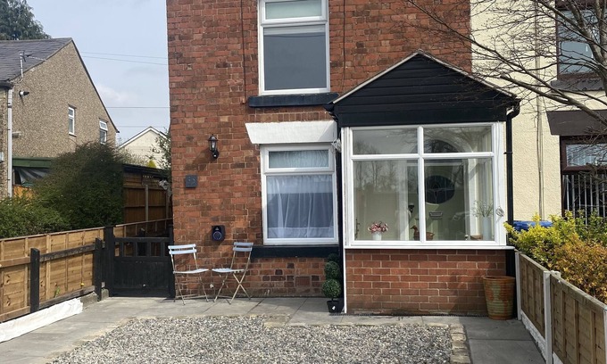 Adlington Cottage | 2 Bedroom Cute & Cosy Cottage in the village of Adlington, Lancashire