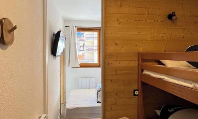 Saint-Sorlin-d'Arves Apartment | 2 bedroom apartment in saint-sorlin-d'arves