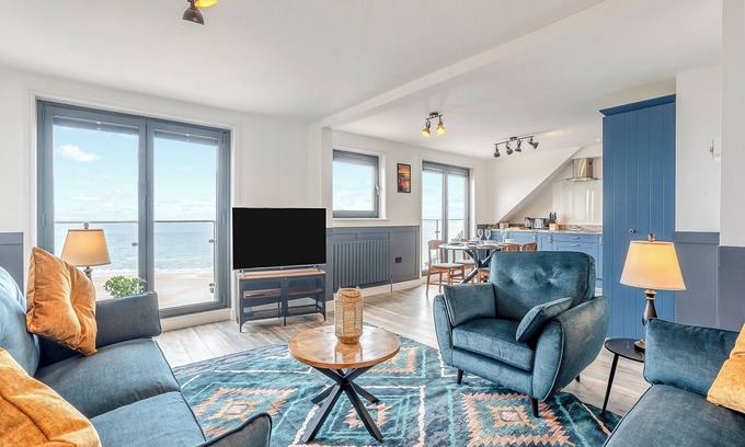 Saltburn-by-the-Sea Apartment | 2 bedroom accommodation in Saltburn-By-The-Sea