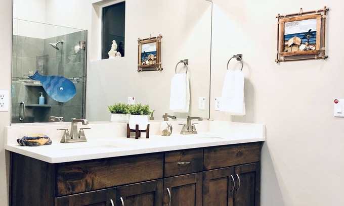 Ivins House | 2 bedroom townhouse with community pool