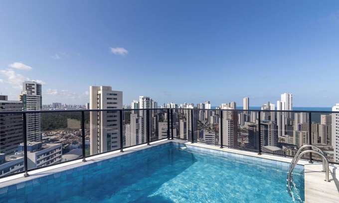 Boa Viagem Apartment | 2 Blocks from the Beach, Garage, 24-Hour Reception and Coziness!