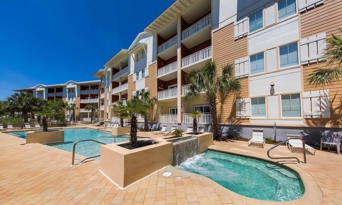Waterside Village Apartment | 2 Br/2 Bath Condo at Waterside Village unit 204