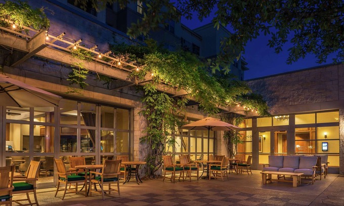 West San Antonio Hotel | 2 Connecting Suites at a 4⭐️ Hotel