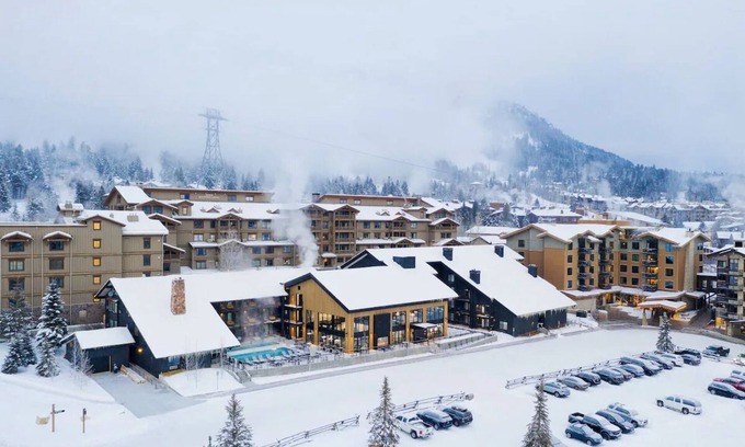 Teton Village Hotel | 2 Family-Friendly Lodges w/Pool, Hot Tub & Ski Access for Winter Fun