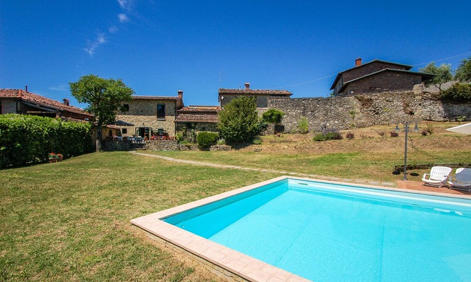 Villa Collemandina House | 2 houses with each own pool 60 kms northern Lucca for up to 18 persons