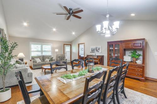 Winfield House | 2 Mi to Main Street Family Home in Winfield!