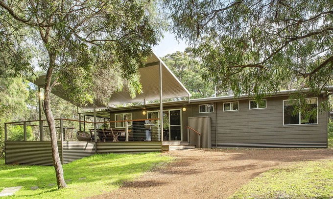 Hamelin Bay House | 2 minutes to Hamelin Bay beach and house located in a forest location.