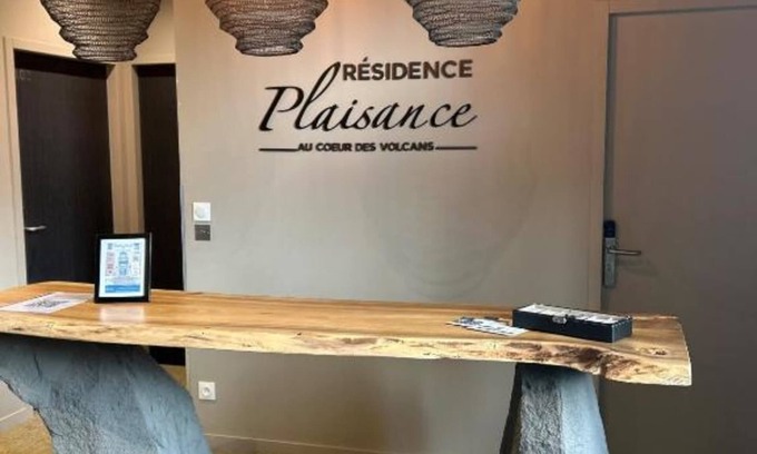 Chatel-Guyon Apartment | 2-person air-conditioned 1-bedroom apartment near Aïga Resort Puy de Pariou 200