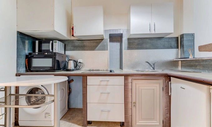 Saint-Roch Apartment | 2 Pièces Étudiant, Clim, Internet, Charges Compris