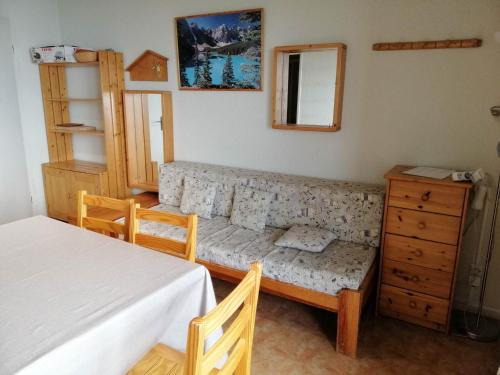 Prapoutel Apartment | 2 pièces cabine, pied des pistes, 5 pers, balcon - FR-1-557-69