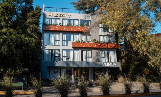 Villa Udaondo Hotel | 2 Relaxing Rooms With Free Breakfast Near Feria de Mataderos and Arenales