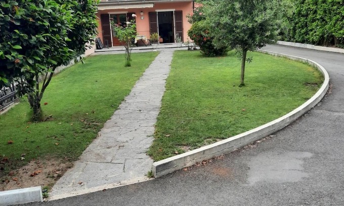 Cannobio Apartment | 2-room apartment in a quiet and sunny location only approx. 700 m from the beach