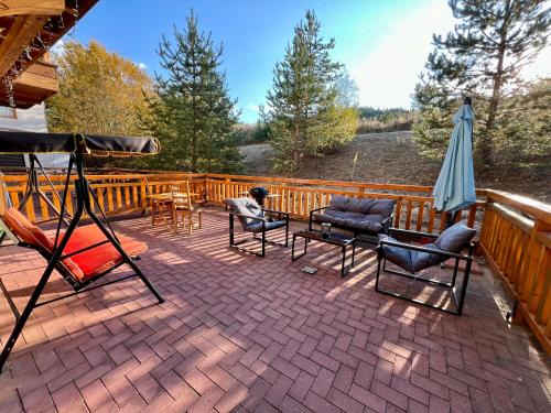 Kvartal Noviya Grad Apartment | 2-room Forest Retreat - Fireplace, Veranda, BBQ, Views