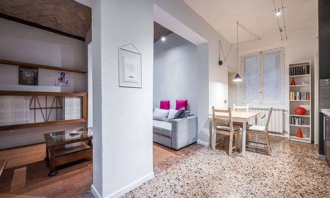 Old Town Apartment | [2 steps from Piazza Grande]