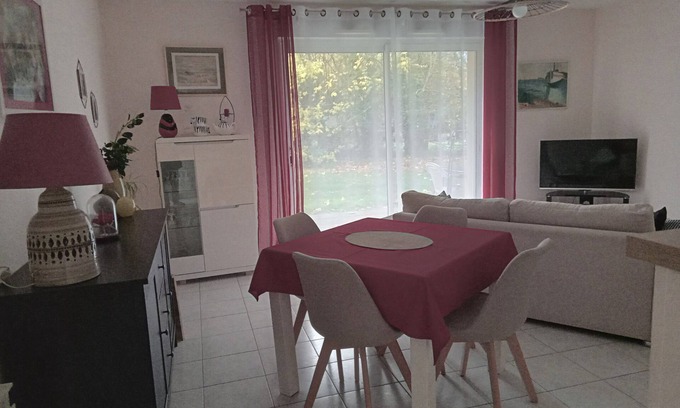 Guingamp Apartment | 20 mins from the sea (St quay portrieux) near downtown GUINGAMP.