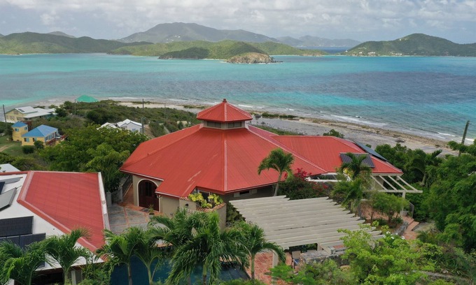 Estate Saint Quaco and Zimmerman Villa | 20% off! Close enough to hear the ocean! Private Pool, 180° Ocean Views, Solar!