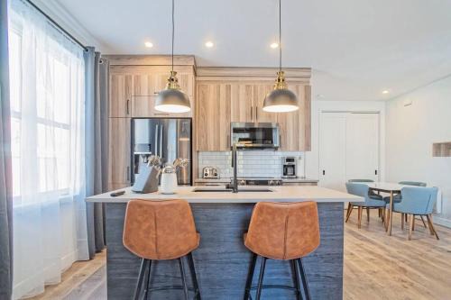 Bromont Apartment | 201 Condo au rez de chaussée , au coeur de Bromont