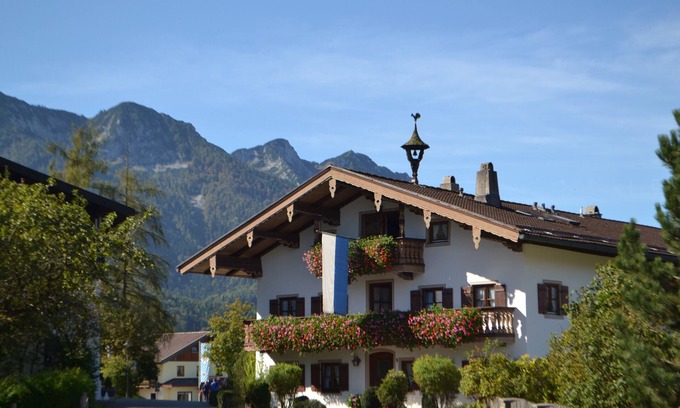 Kreuzfeld Apartment | 2018 new bathroom! Free Chiemgau card for the best time of the year