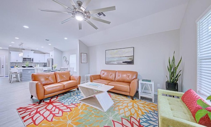 Flour Bluff House | 2022 Built Modern Family-Friendly Oasis