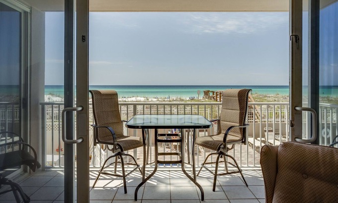 Fort Walton Beach Condo | 206 Island Princess Beautiful Gulf View Sleeps 8