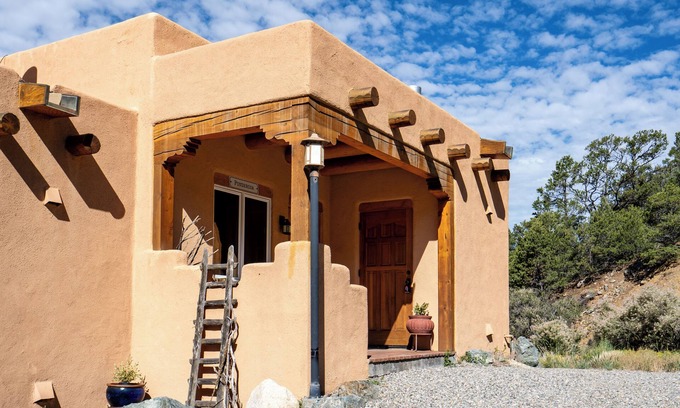 Arroyo Seco House | 2200 sq ft, 2-BR, 2-Bath townhouse, hot tub, double-living rooms, cook's kitchen, cedar deck, garden