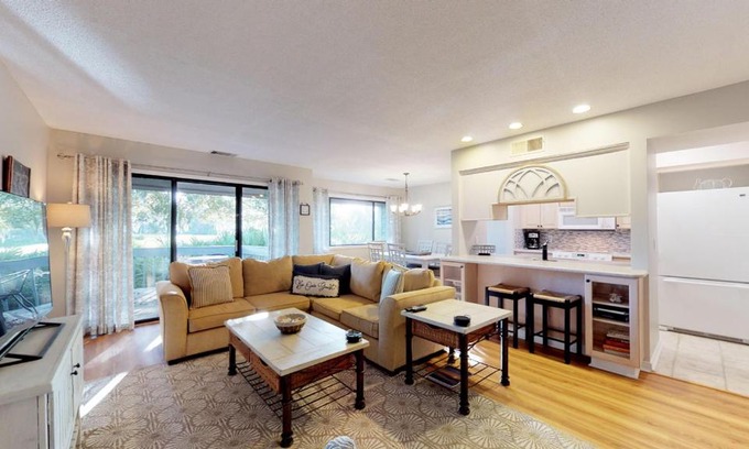 Palmetto Dunes Villa | 237 Turnberry Village