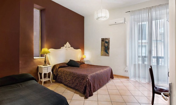 Historical Downtown Salerno Bed & Breakfast | 25 m² Bed and breakfast ∙ 1 bedroom ∙ 3 guests