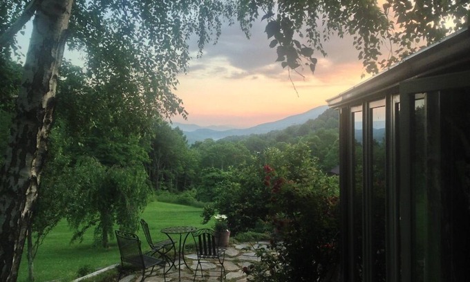 Newport House | 250+ Acre Family Retreat - Blacksburg, Appalachian Trail, Blue Ridge Mountains