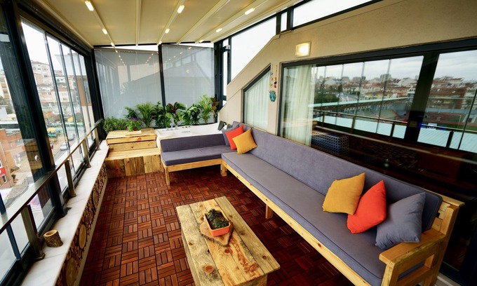 Maltepe Apartment | 265m2 Dublex with 5 Bedroom 3 Bathroom 18m2 Terrace with Jacuzzi and Great View