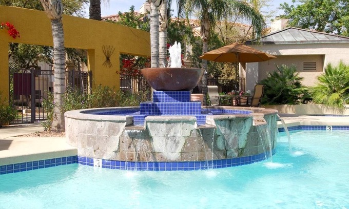 Central Scottsdale Condo | 2B/2B Newly Remodeled Condo