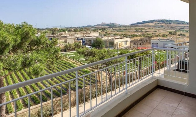 Mosta Apartment | 2BR Home in Mosta with Terrace & Vineyards View!