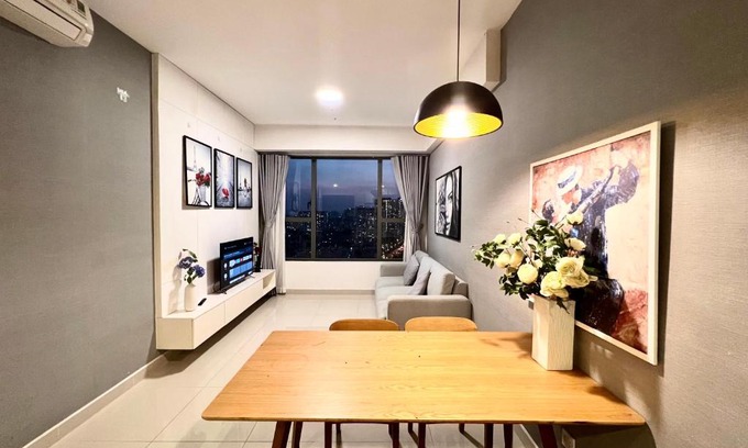Bach Dang Riverside Apartment | 2BRs City View in the HEART of SAIGON - Free Infinity Pool