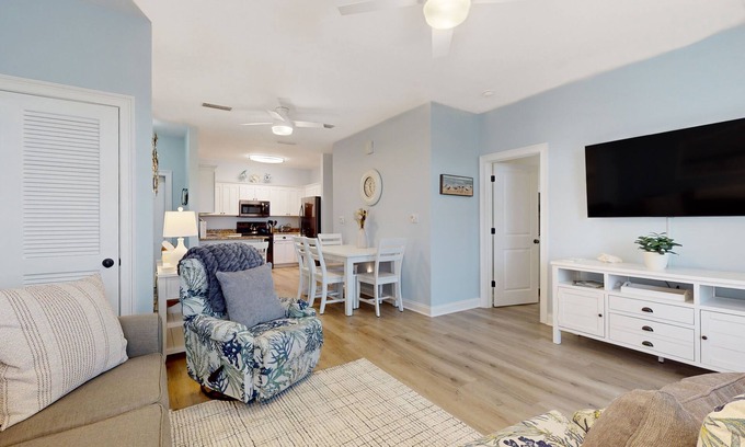 Dune Allen Beach Condo | 2nd-floor condo near beach with balcony, outdoor pool, streaming, & washer/dryer