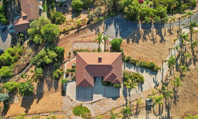 Fallbrook Villa | 3-Acres Estate Villa with Grand View, Gated Avenue, FREE Event Rentals