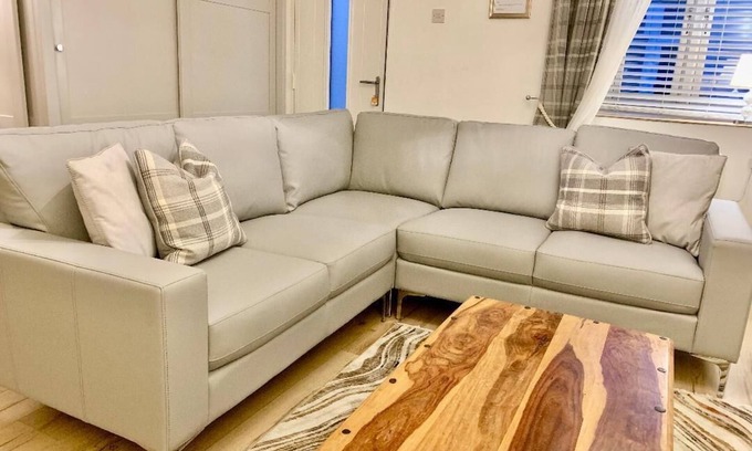 Treharris Cottage | 3 Bed Cottage nr Bike Park Wales/PenyFan/Brecon