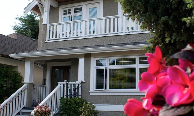 Kitsilano House | 3 bedroom, 3.5 bath Kitsilano Custom Build - sleeps 6+