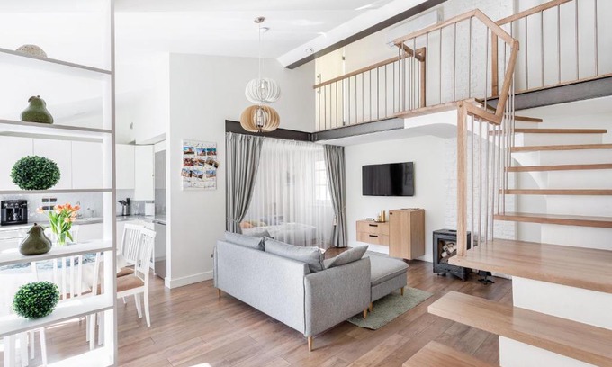 Business District Apartment | 3 Bedroom Apartment 24h self check in, free parking, Ac, fireplace