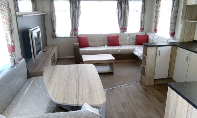 Dunbar House | 3 Bedroom Caravan Swift Liore 2022